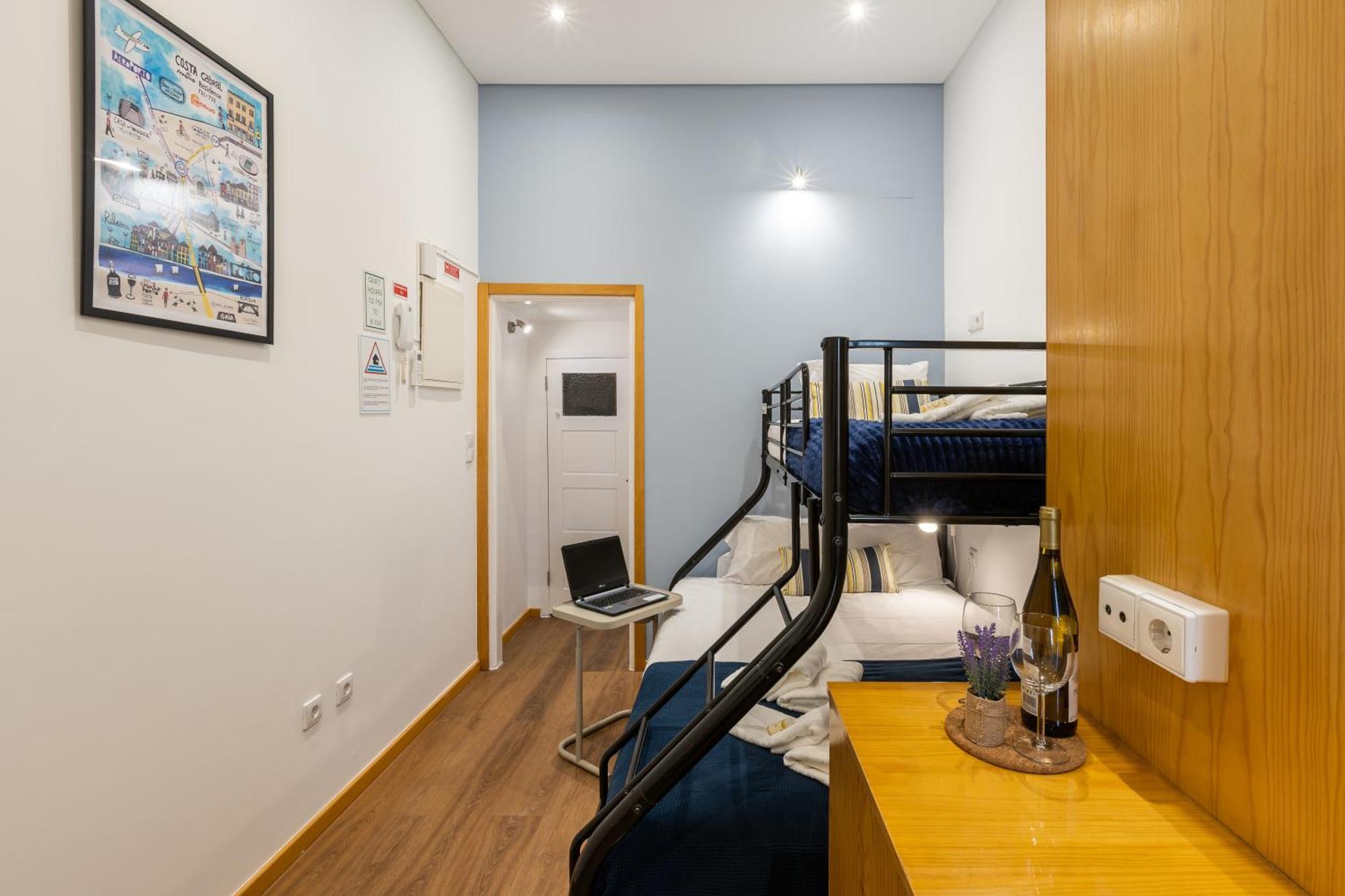 733 Costa Cabral Metro Residence Porto Szoba fotó