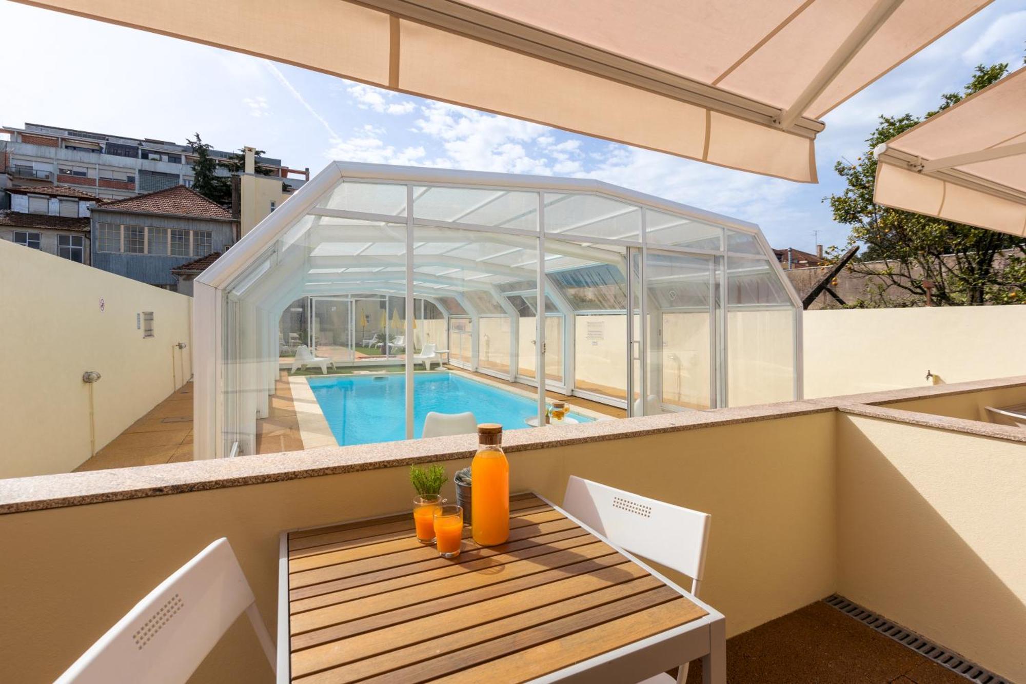733 Costa Cabral Metro Residence Porto Szoba fotó